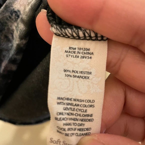 Soft Surroundings Velvet Abstract Watercolor 3/4 Pullover Top Womens Medium Boho - Picture 7 of 7